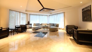 Sala de estar en el lobby