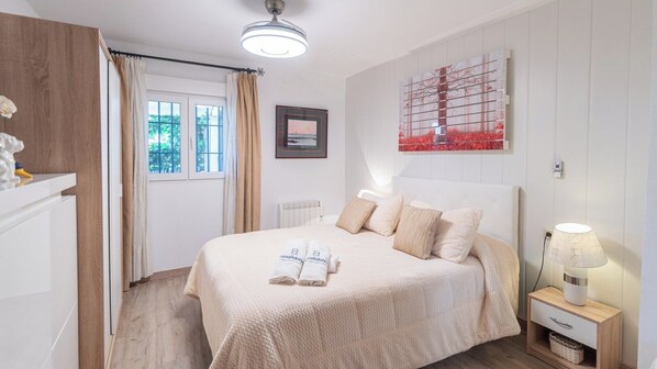 3 Schlafzimmer, Bügeleisen/Bügelbrett, Reisekinderbett, WLAN