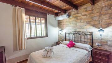 2 Schlafzimmer, Bügeleisen/Bügelbrett, Reisekinderbett, WLAN