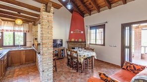 Interior - Los Valles Alozaina by Ruralidays (Málaga)