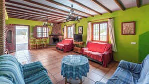 Unclassified image, 5 of 24, button