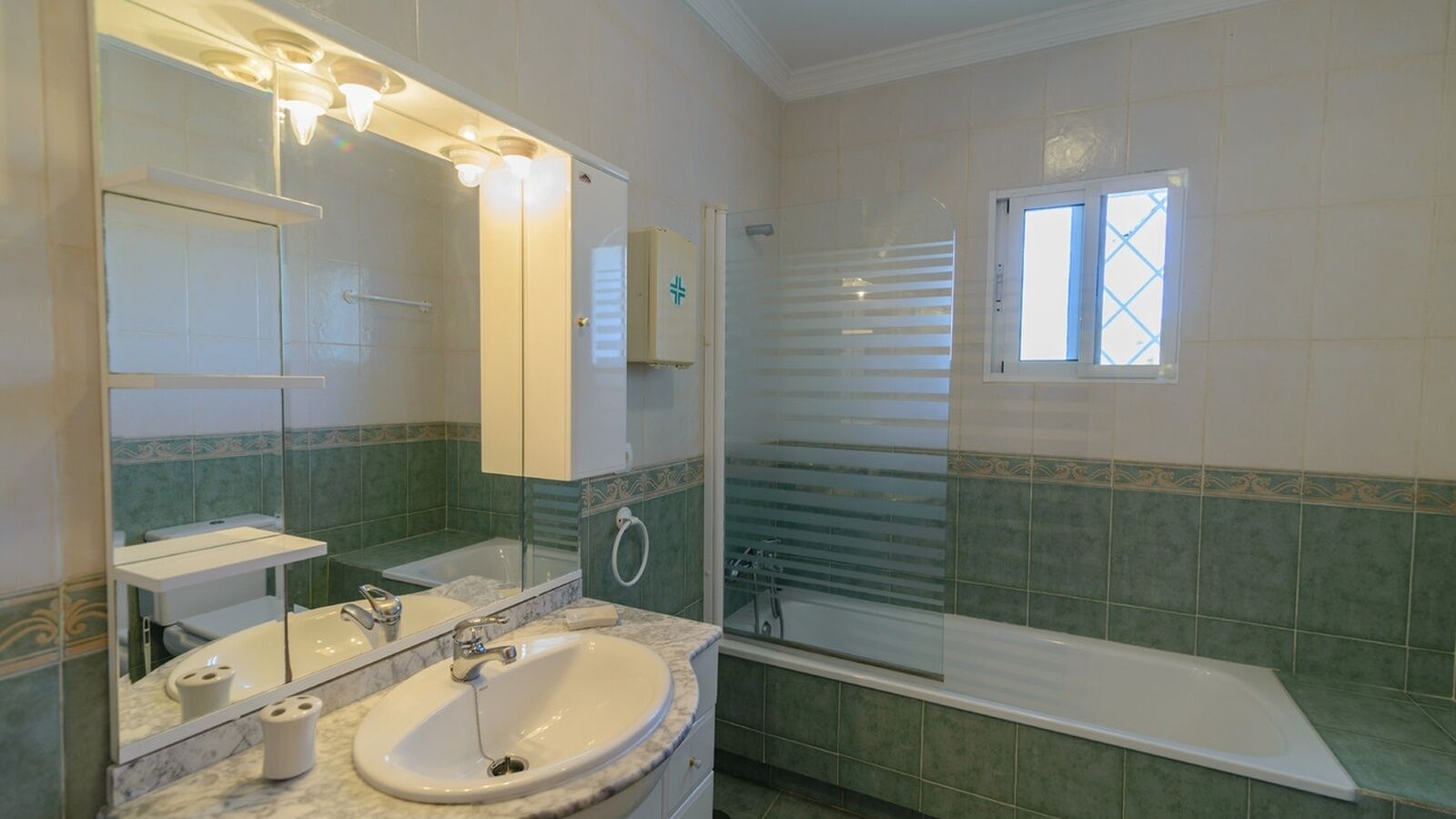 Alba Antequera - La Higuera by Ruralidays