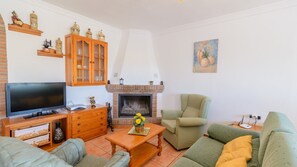 TV, fireplace, stereo - Alba Antequera - La Higuera by Ruralidays (Málaga)