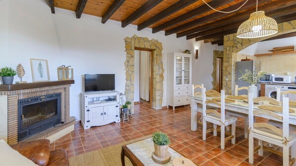 Interior - Los Limones del Borge by Ruralidays (Málaga)