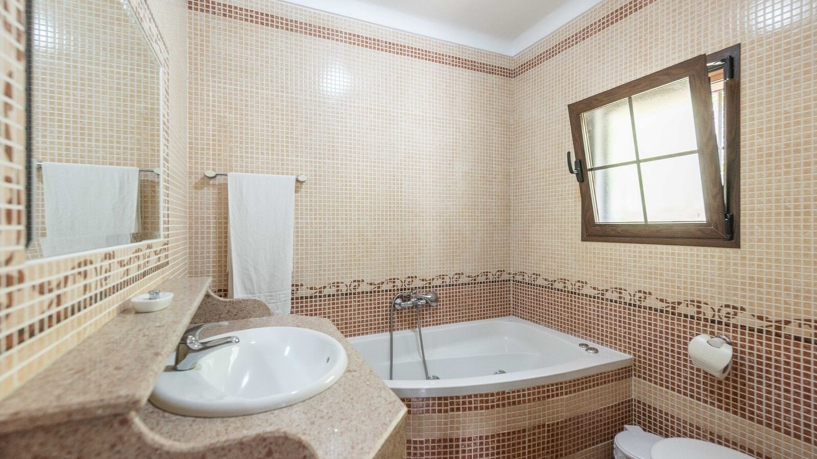 El Algarrobo de Alora Álora by Ruralidays