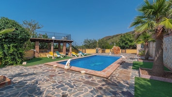 Paraiso Andaluz Sedella by Ruralidays