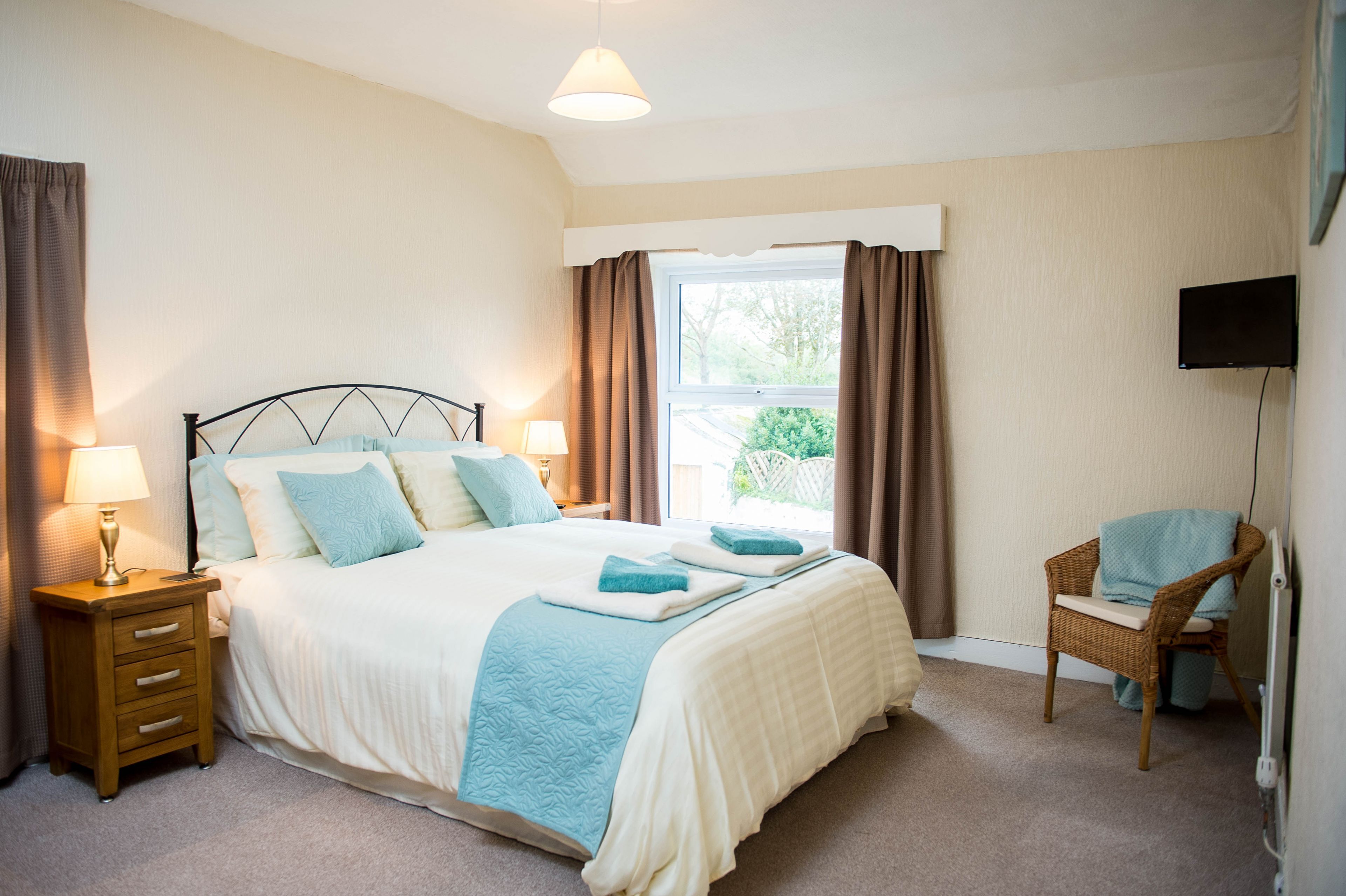 3 Schlafzimmer, Reisekinderbett, Internetzugang