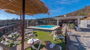 Cortijo La Envarra El Borge by Ruralidays