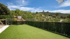 Sports court