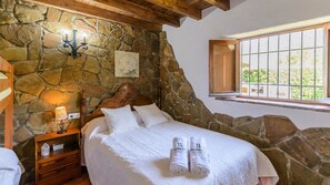 3 Schlafzimmer, Reisekinderbett, WLAN