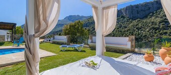 Los Cascajales BenaojĂĄn by Ruralidays