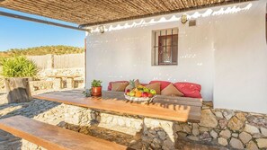 Outdoor dining - El Pajar del Gastor by Ruralidays (Cádiz)