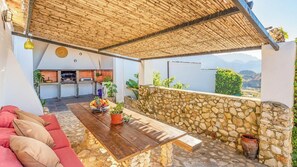 Outdoor dining - El Pajar del Gastor by Ruralidays (Cádiz)