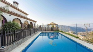 Pool - Los Hidalgos de Totalán by Ruralidays (Málaga)