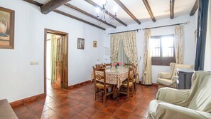 TV, fireplace - Los Morales Ronda by Ruralidays (Málaga)