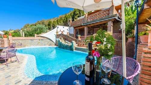 Cortijo El Chinas Órgiva by Ruralidays