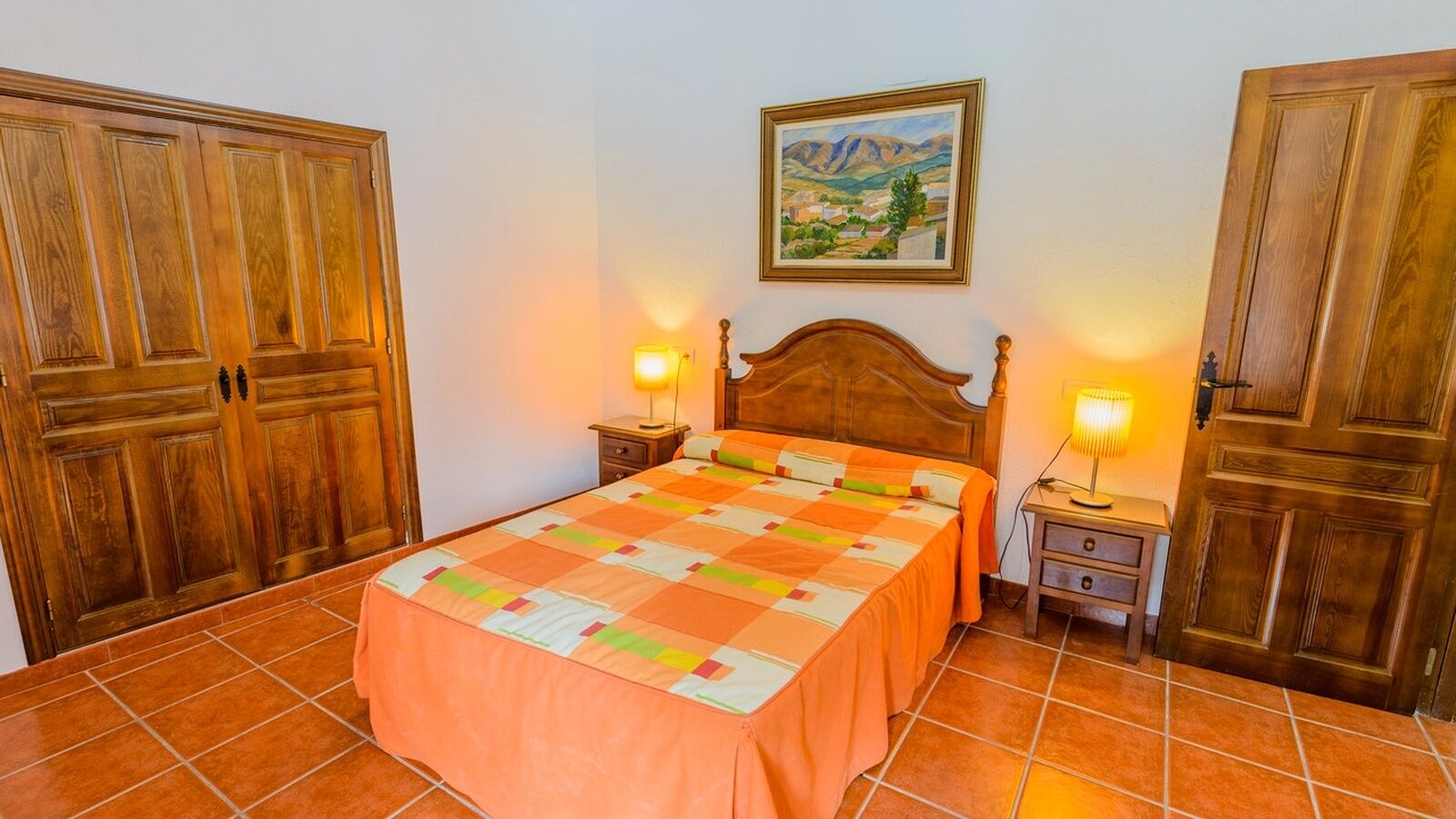 3 chambres, fer et planche à repasser, lit parapluie, Wi-Fi