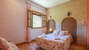 7 bedrooms, iron/ironing board, travel crib, WiFi - Huerta El Fontanarillo Montemayor by Ruralidays (Córdoba)