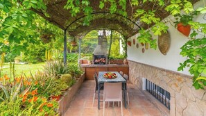 Outdoor dining - Villa Riillo Casarabonela by Ruralidays (Málaga)