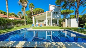 Pool - El Cenador Conil de la Frontera by Ruralidays (Cádiz)