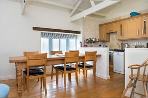 Interior - Atlantic Cottages (Bude)