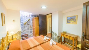5 camere, ferro/asse da stiro, Wi-Fi