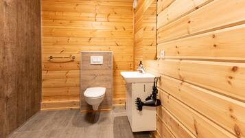 Double or Twin Room, Private Bathroom | Bathroom | Shower, hair dryer, towels, soap