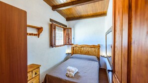 3 bedrooms, iron/ironing board, travel cot, WiFi