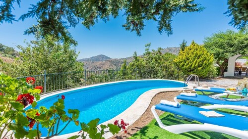 Cómpeta Rural - Benamayor Torrox by Ruralidays