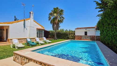 Villa Alegría Conil de la Frontera by Ruralidays