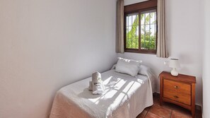 2 habitaciones, tabla de planchar con plancha y wifi 