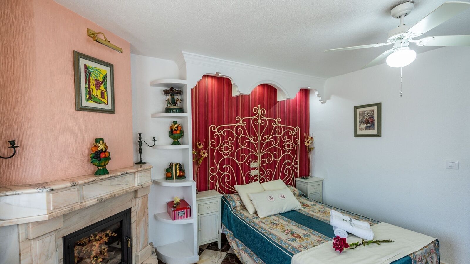 Alojamiento Rural Torre Hueca Pinos Puente by Ruralidays