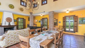 Dining - La Loma del Sabinal Álora by Ruralidays (Málaga)