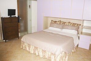1 bedroom, iron/ironing board, WiFi, bed sheets - CIURI CIURI (Siracusa)