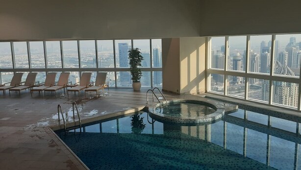 Outdoor pool - 3 BR Spectacular view in Marina (Dubai)