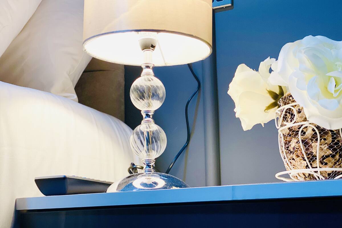Double Room | Soundproofing, WiFi (free), individually decorated