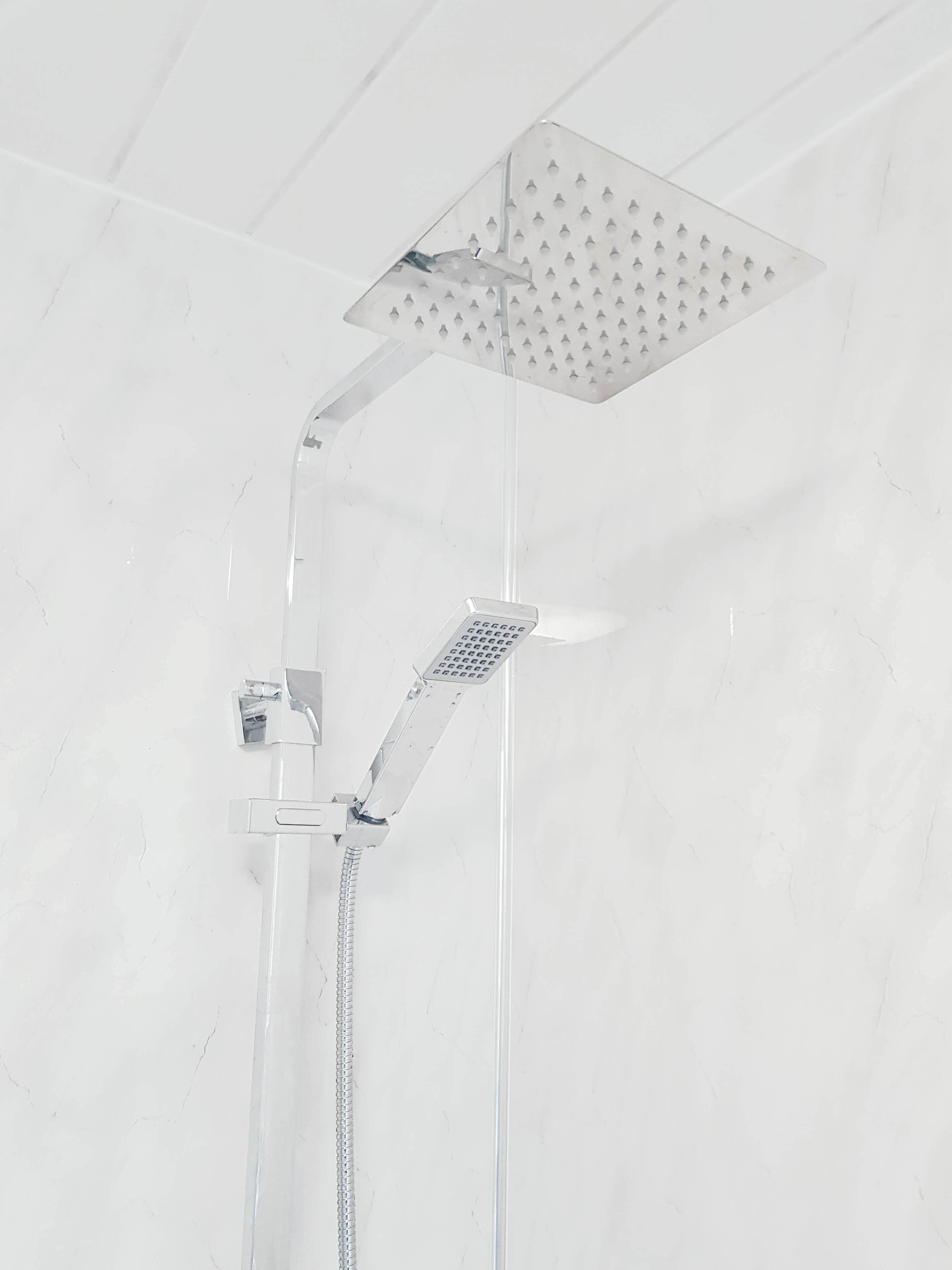 Apartment, 3 Bedrooms | Bathroom shower