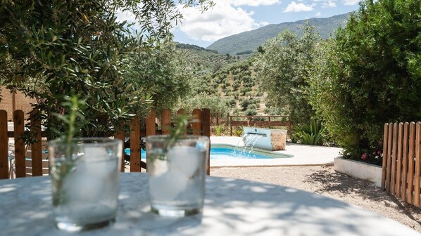 Pool - Alojamiento Rural Medios Panes Jaén by Ruralidays (Jaén)