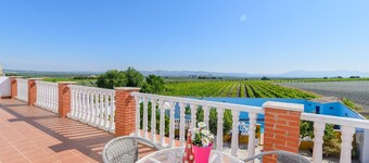 Cortijo Rural El Patriarcal I y II Moriles by Ruralidays