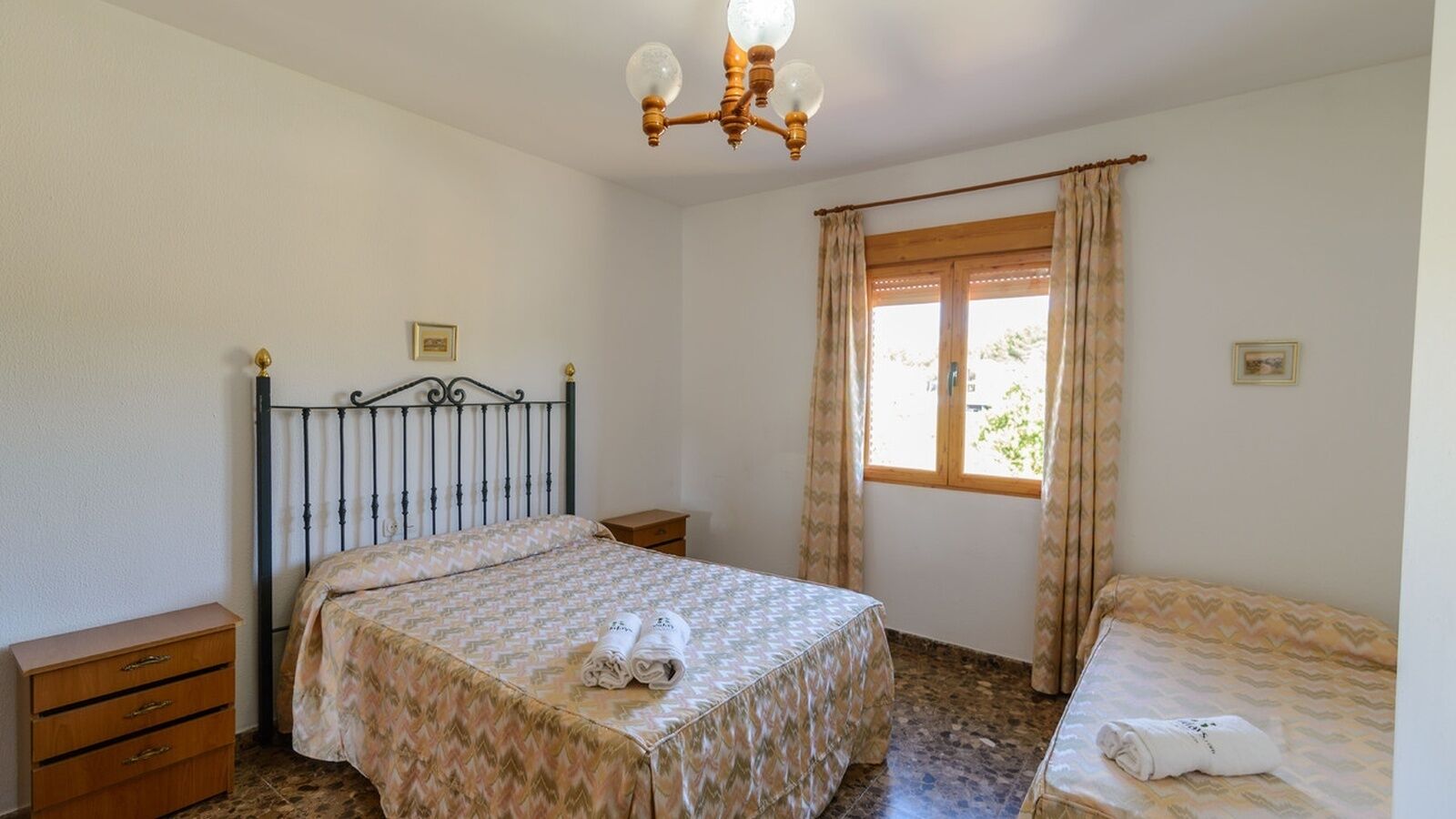 Casa Rural Embalse Bermejales Arenas del Rey by Ruralidays