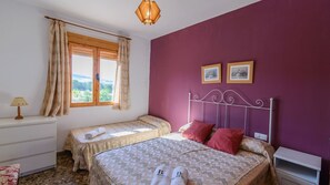 5 bedrooms, WiFi