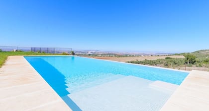 Finca Las Encinillas Arcos de la Frontera by Ruralidays