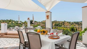 Outdoor dining - Guajar 2 Monda by Ruralidays (Málaga)