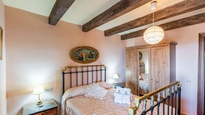 3 bedrooms, travel cot, WiFi - Los Girasoles El Gastor by Ruralidays (Cádiz)