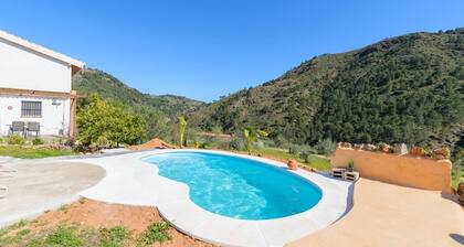 Alfaguara Casa Madroño Tolox by Ruralidays