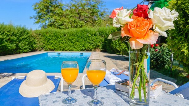 泳池