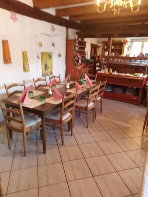 Mittagessen und Abendessen, italienische KĂŒche