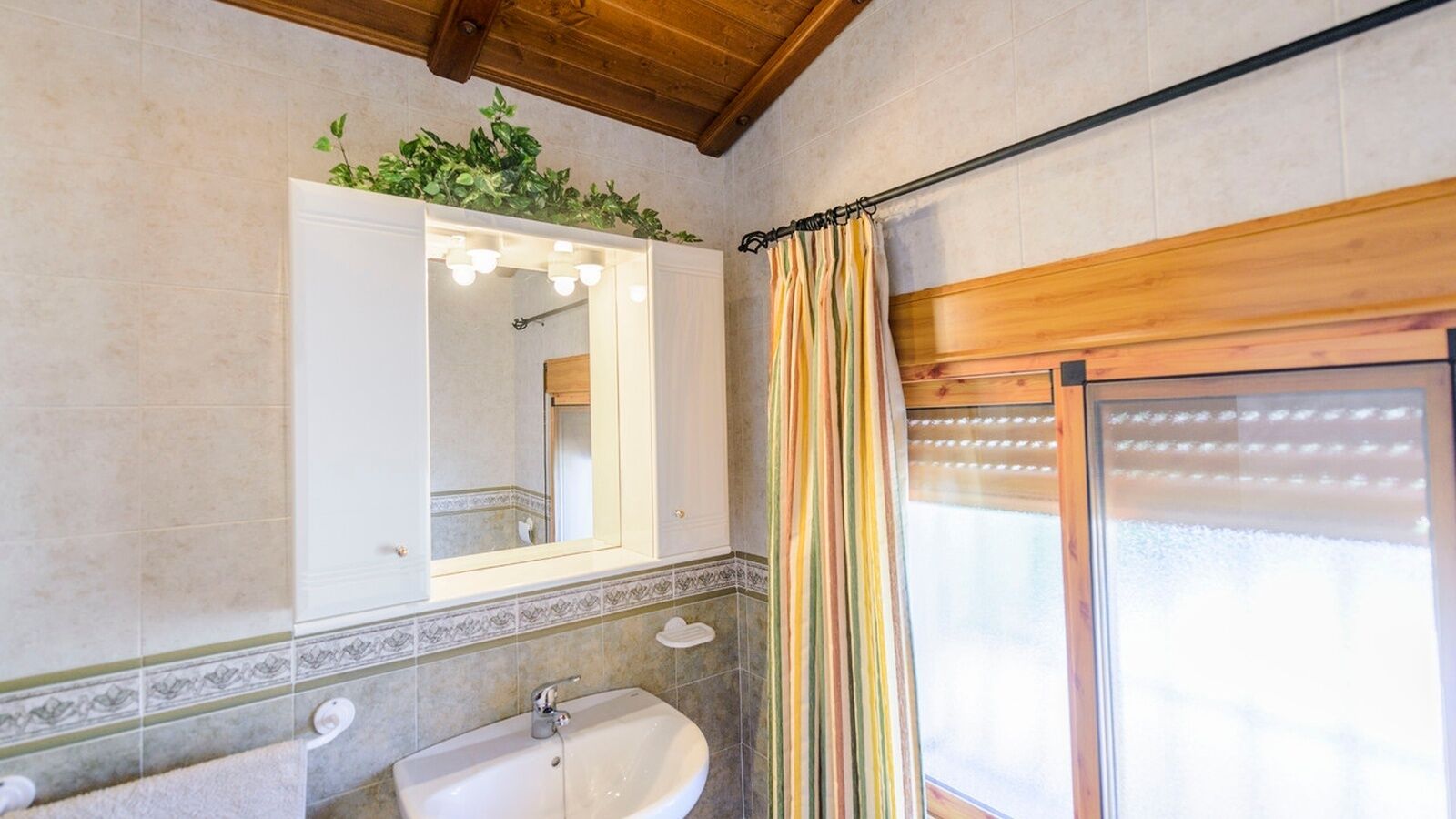 Cortijo Aurelia Pozo Alcón by Ruralidays