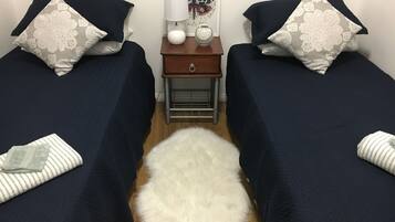 3 Schlafzimmer, Bügeleisen/Bügelbrett, Bettwäsche