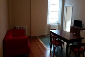 TV - two-room apartment (Garessio)